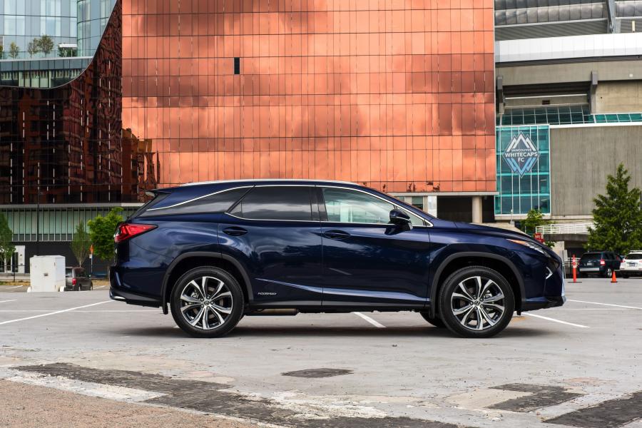  Lexus RX450hL 2018 года  (NA) (фото 13 из 24)